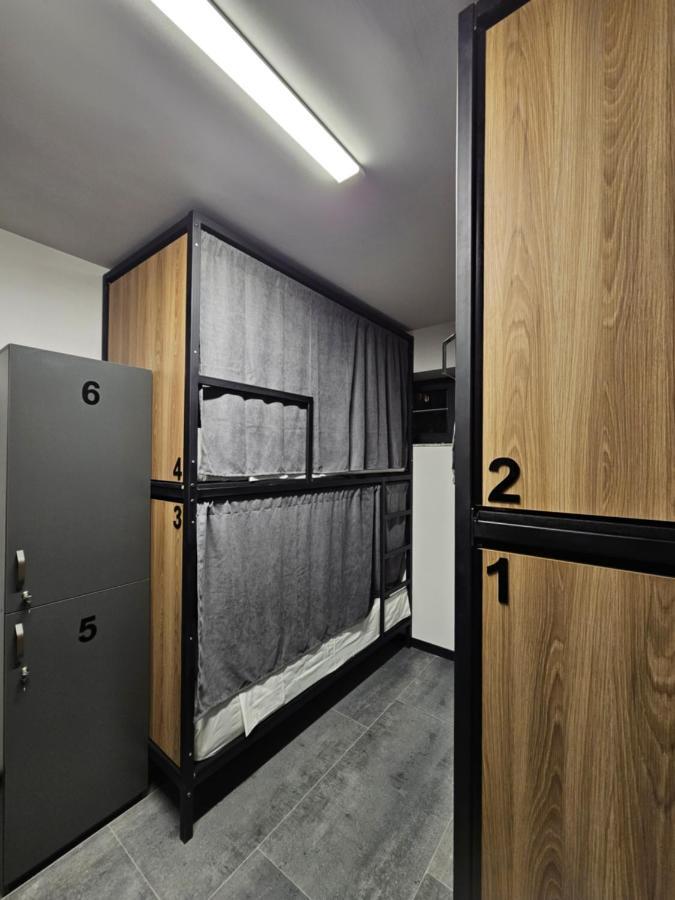 Orion Hostel Erévan Extérieur photo